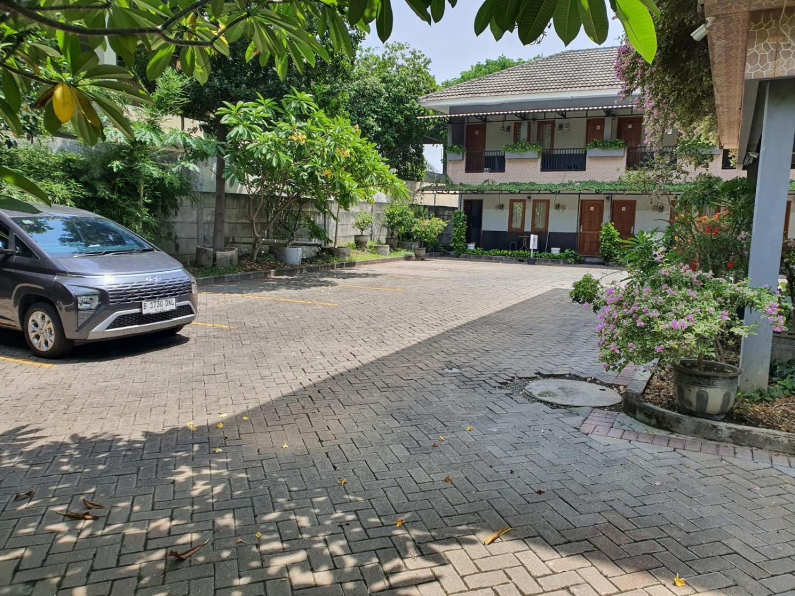 Taman Paradise Homestay Pradahkalikendal Dış mekan fotoğraf